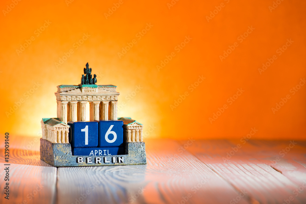 Naklejka premium April 16 Calendar Easter Germany