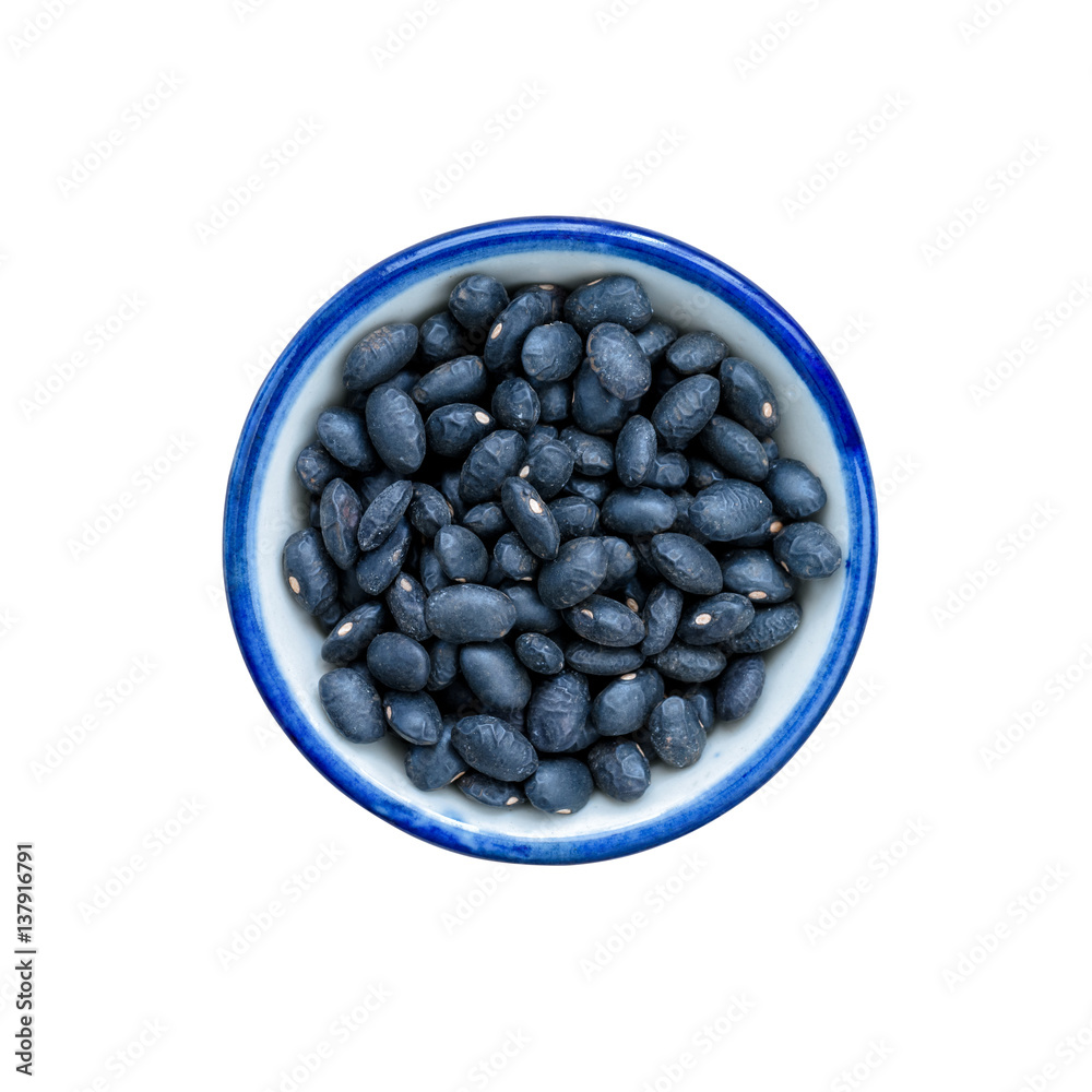 Vigna mungo in bowl on white. This has clipping path. Vigna mungo in bowl on white. This has clipping path.