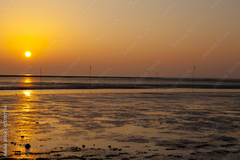 Sonnenuntergang am Wattenmeer 