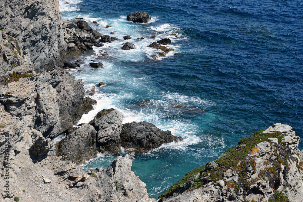 Felsbucht auf der Mittelmeerinsel Porquerolles Felsbucht auf der Mittelmeerinsel Porquerolles