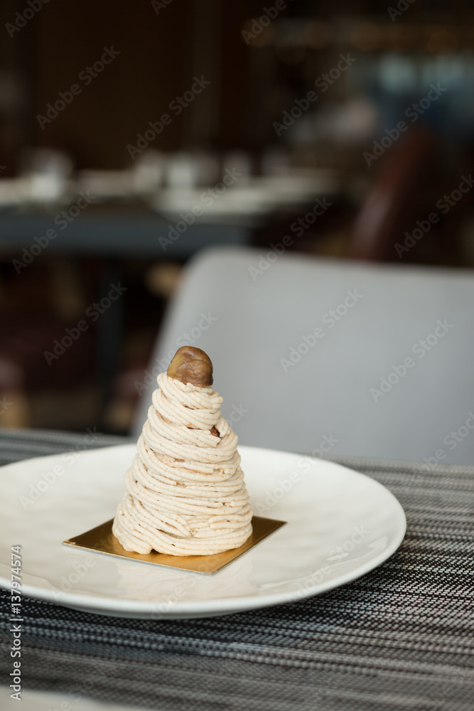 Mont Blanc (French Dessert with Chestnut Cream)