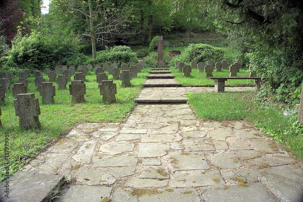 Kriegsgräberfriedhof in Herchen, Gemeinde Windeck Kriegsgräberfriedhof in Herchen, Gemeinde Windeck