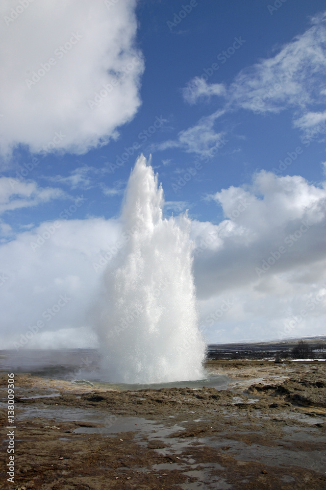 island, heissquellengebiet haukadalur, geysir