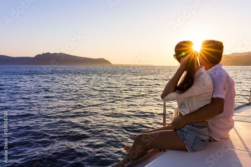 Fototapeta Naklejka Na Ścianę i Meble -  Couple at sunset