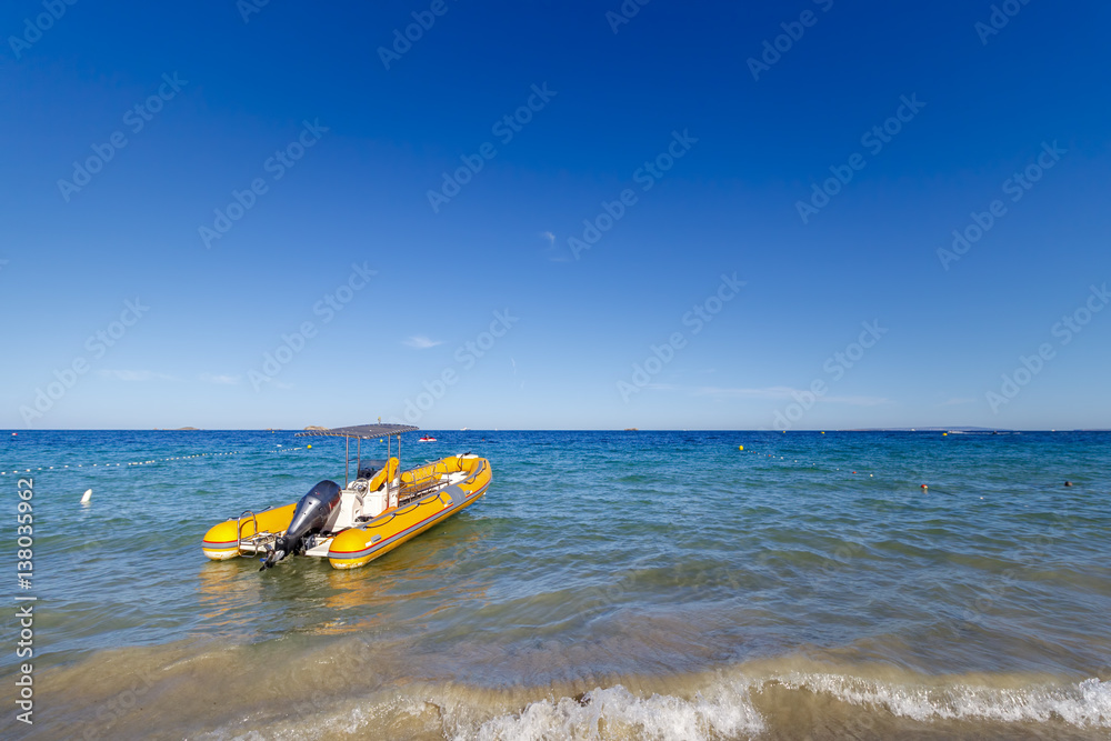 Fototapeta premium Inflatable Liferaft at sea