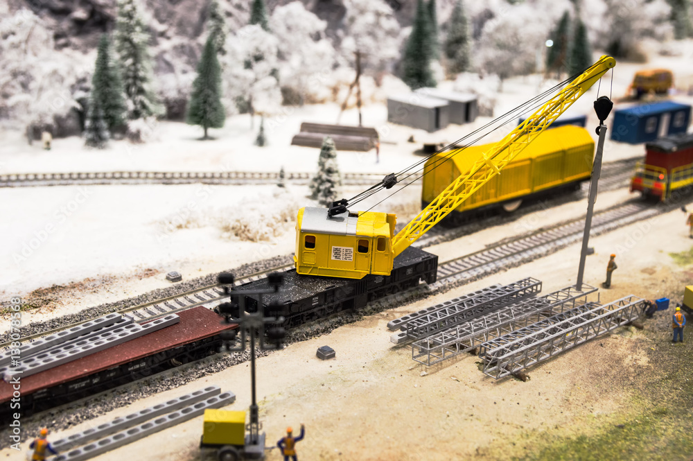 Model of building train with crane Model of building train with crane