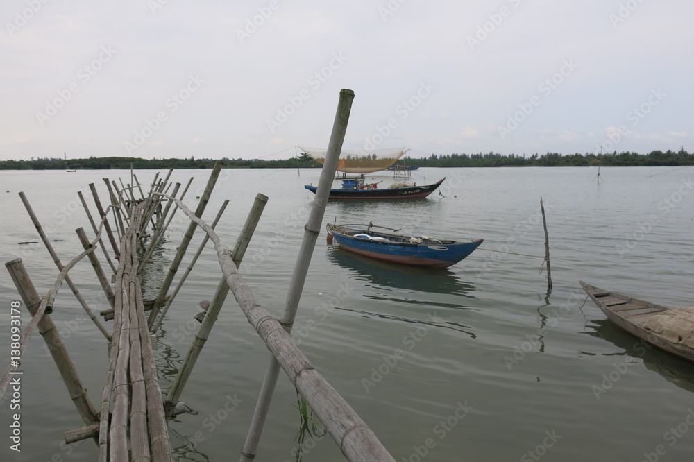 barques au Vietnam