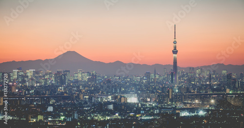 Tokyo city view and mountain fuji at sunset.. © torsakarin