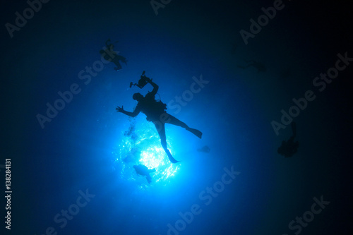 Fototapeta Naklejka Na Ścianę i Meble -  Scuba dive diving divers 