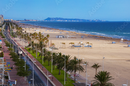 Paseo marítimo por la Playa de Gandía