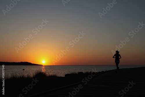 the morning runner © llorenç gris