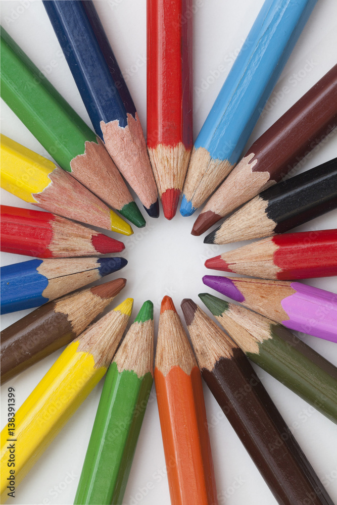 colored pencils lay in a circle colored pencils lay in a circle