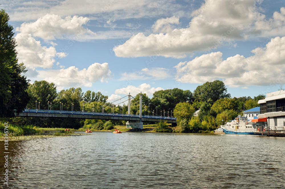 Naklejka premium Park for the rest of people on the river