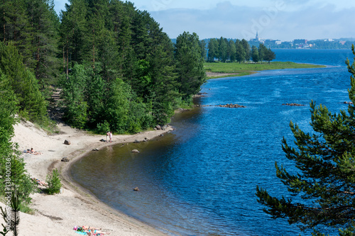 Niporna i Karlsvik är en populär badstran för Lueå borna som kommer ländvägen eller med båt för att njuta av den fina stranden photo