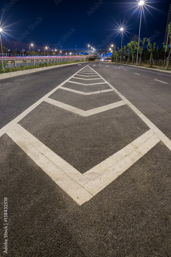 Obraz premium urban traffic road with cityscape in modern city of China.