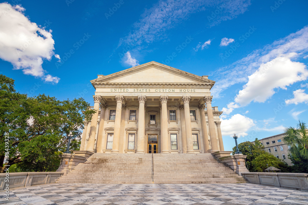Fototapeta premium United State Custom House in Charleston
