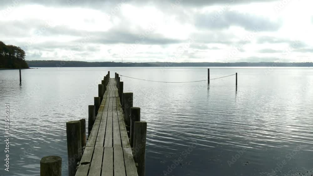 Langer Holzsteg am Meer Langer Holzsteg am Meer