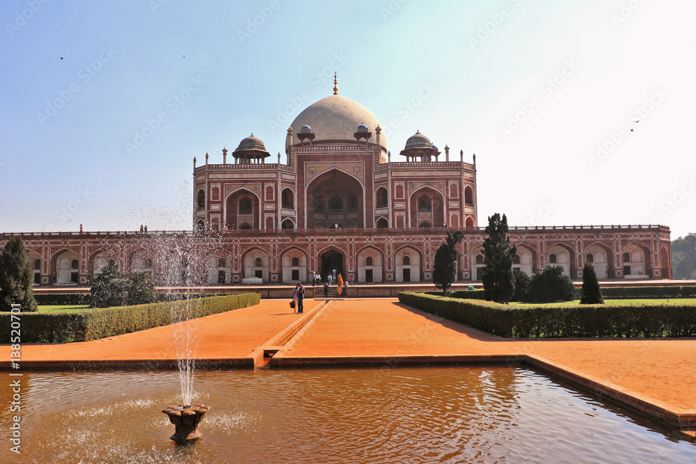 Humayun The Mughal Emperor And His Wife