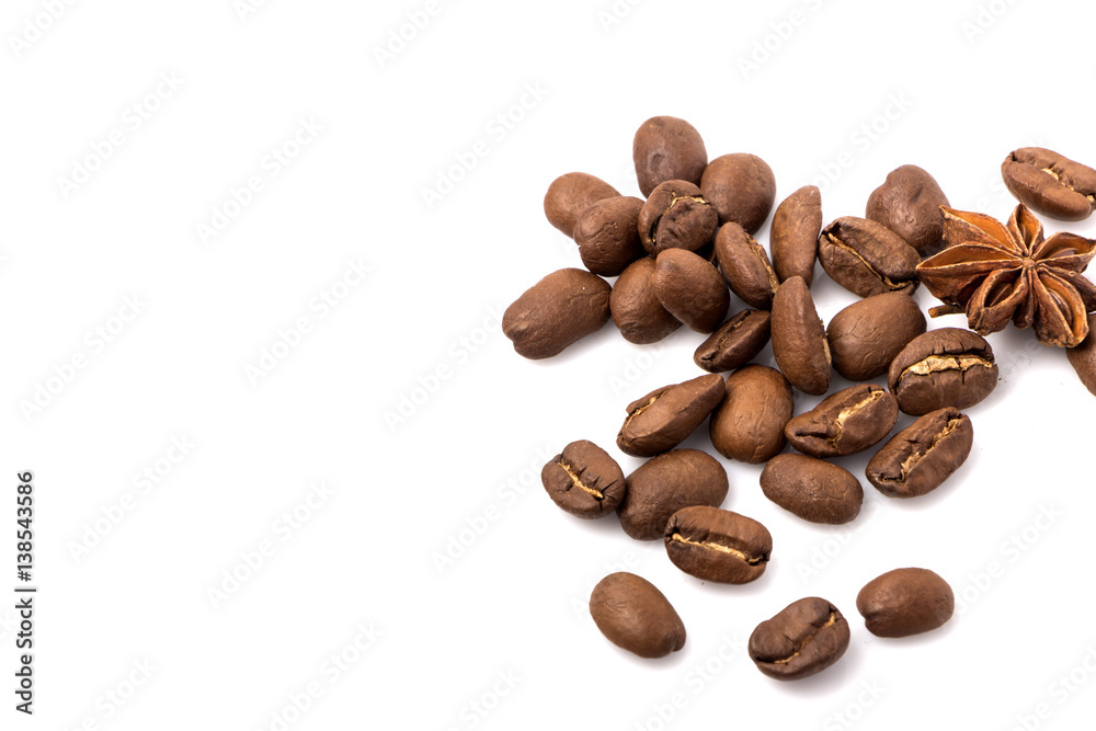 Naklejka premium Coffee beans and spices scattered on white, food photo