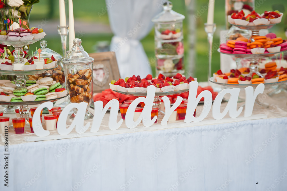 Obraz premium beautiful buffet tables with a sweet