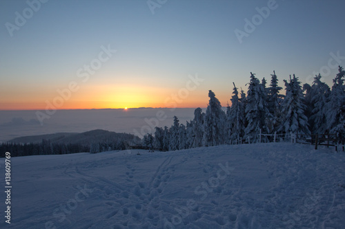 Winterlicher Sonnenaufgang © swa182