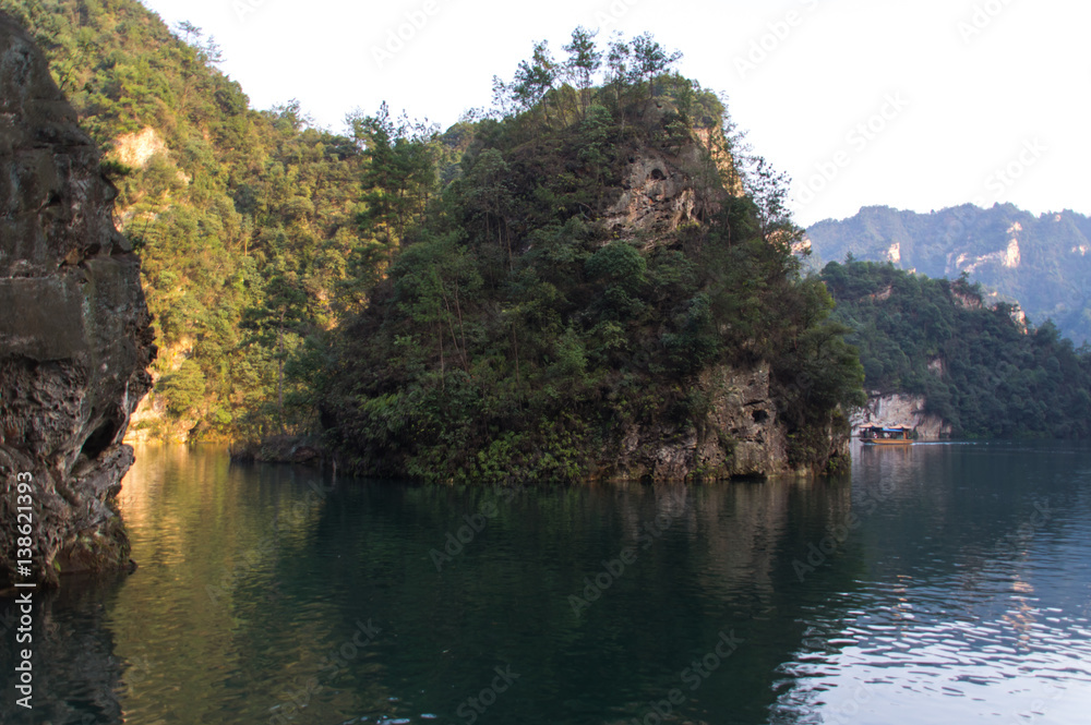 Baofeng green and deep lake in China Baofeng green and deep lake in China