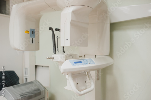 panoramic CT radiographe teeth x-ray in dental
