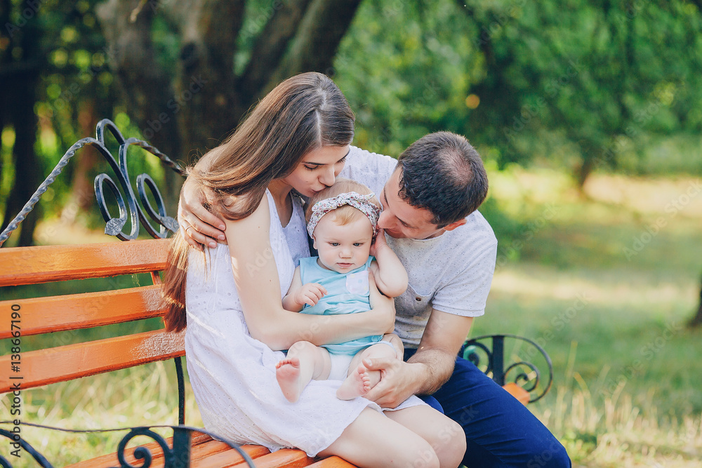 Fototapeta premium family in park
