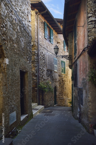 Fototapeta Naklejka Na Ścianę i Meble -  Strade di Borgo