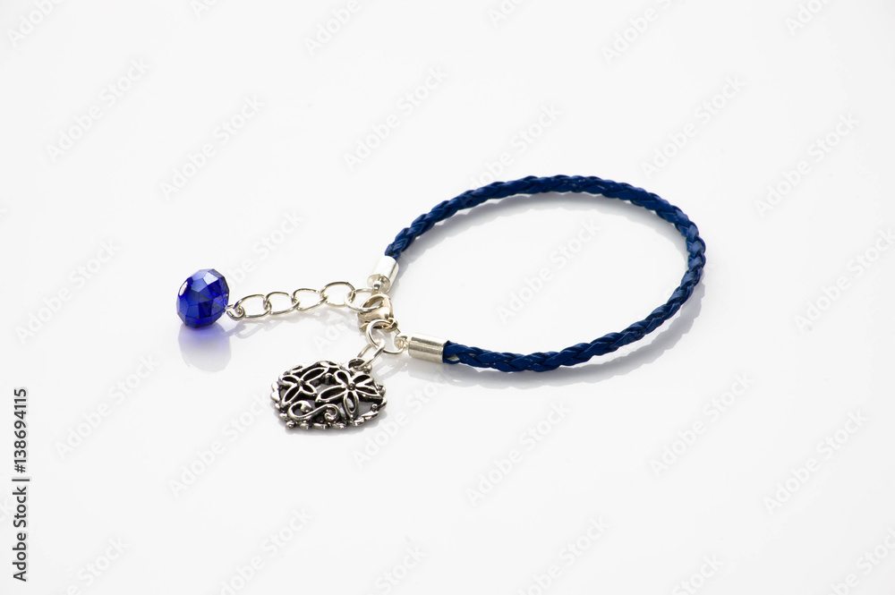Youth bracelet made with leather and crystal glass, female jewelry and fashion Youth bracelet made with leather and crystal glass, female jewelry and fashion
