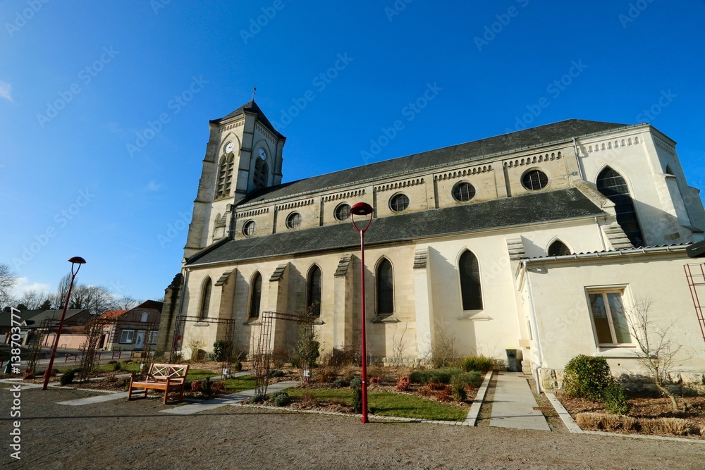  CHURCH SAINT MARTIN , GIVENCHY EN GOHELLE, PAS DE CALAIS, HAUTS DE FRANCE , FRANCE 

