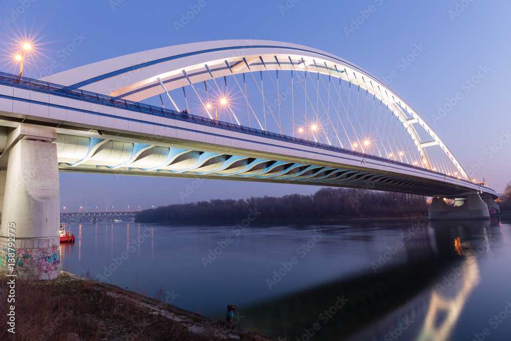 Obraz premium Apollo bridge in Bratislava, Slovakia