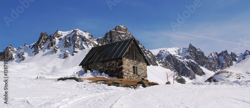 route du Galibier en fin d'hiver photo