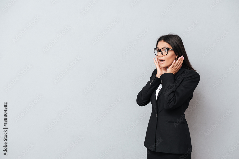 Portrait of a surprised brunette business woman Portrait of a surprised brunette business woman