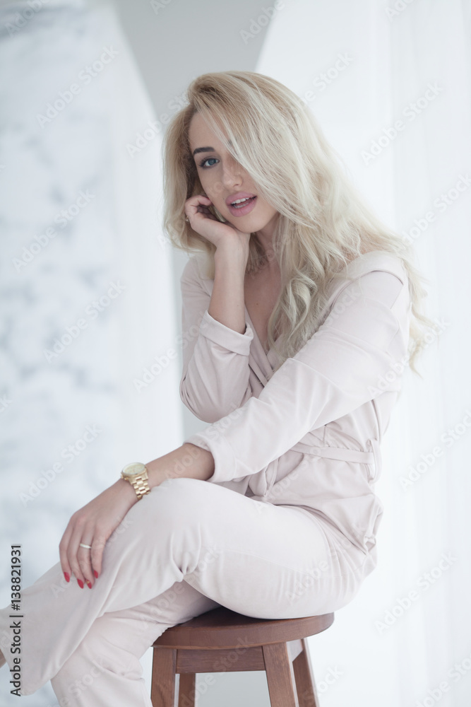 Fototapeta premium Test Shots young blonde models for modeling agency
