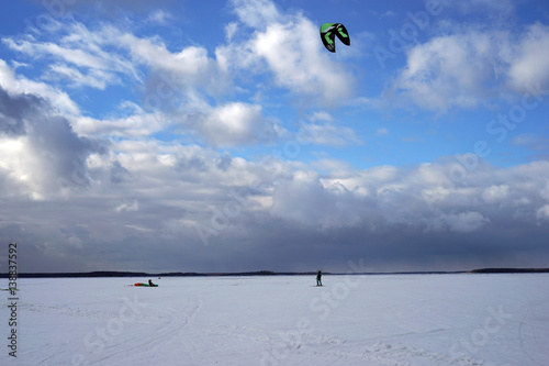 kite surfing