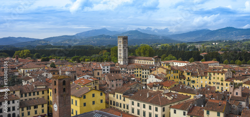 View from Torre Guinigi to the old town of Lucca. Basilica of San Frediano_Tuscany, Italy