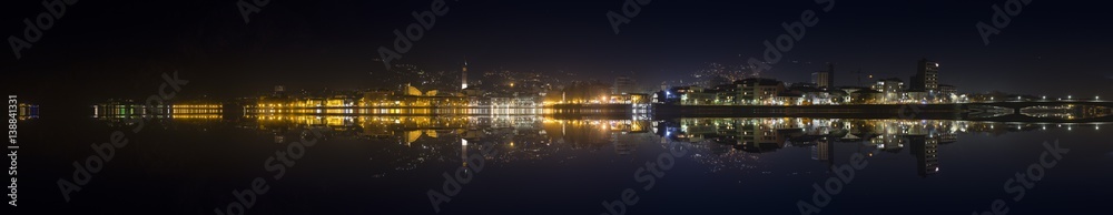 Vista panoramica della città di Lecco - Lago di Como - Italia