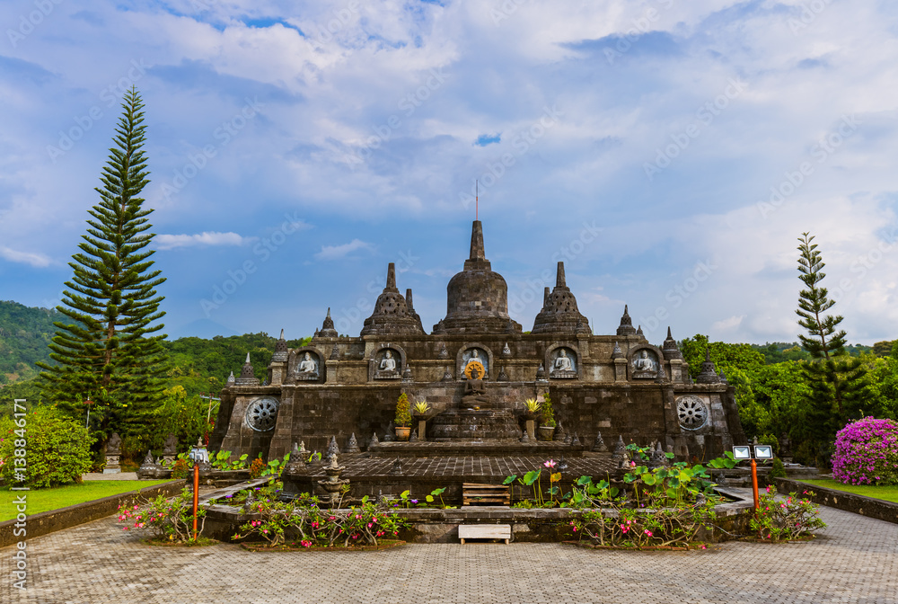 Fototapeta premium Buddhist temple of Banjar - island Bali Indonesia