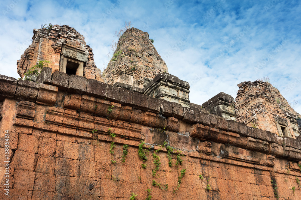 Pre Rup temple ruins and wall