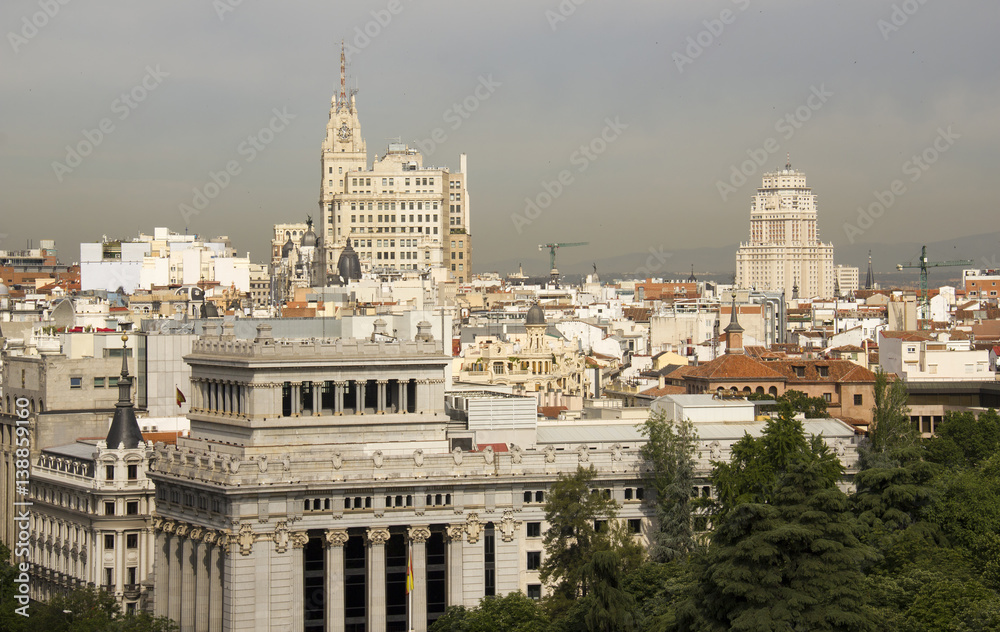 Fototapeta premium Cityscape of Madrid, Spain