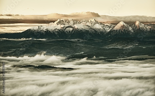 Fototapeta Naklejka Na Ścianę i Meble -  Panorama Tatr Bielskich z szczytu Trzech Koron 