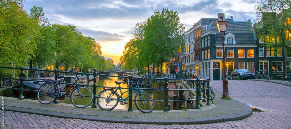 Fototapeta premium Amsterdam, Holandia