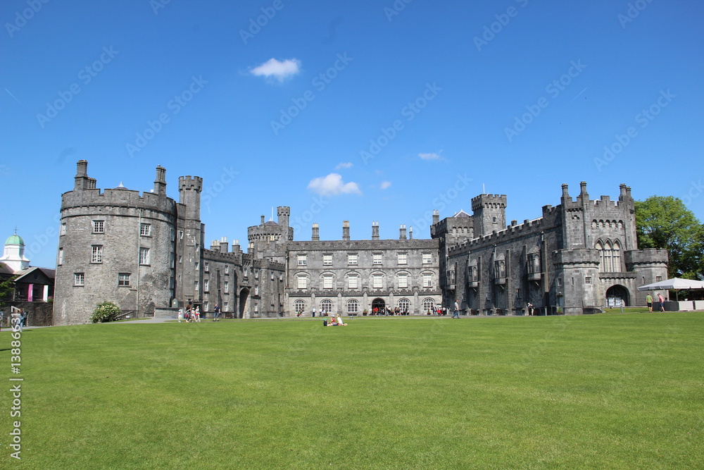 Kilkenny Castle on a sunny day 
