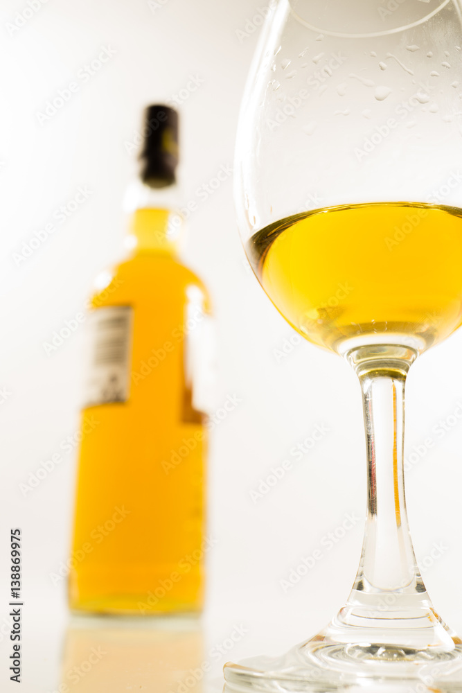 Aperitif Digestif Konzept StockFoto Adobe Stock