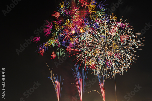 花火　スターマイン starmine fireworks display photo