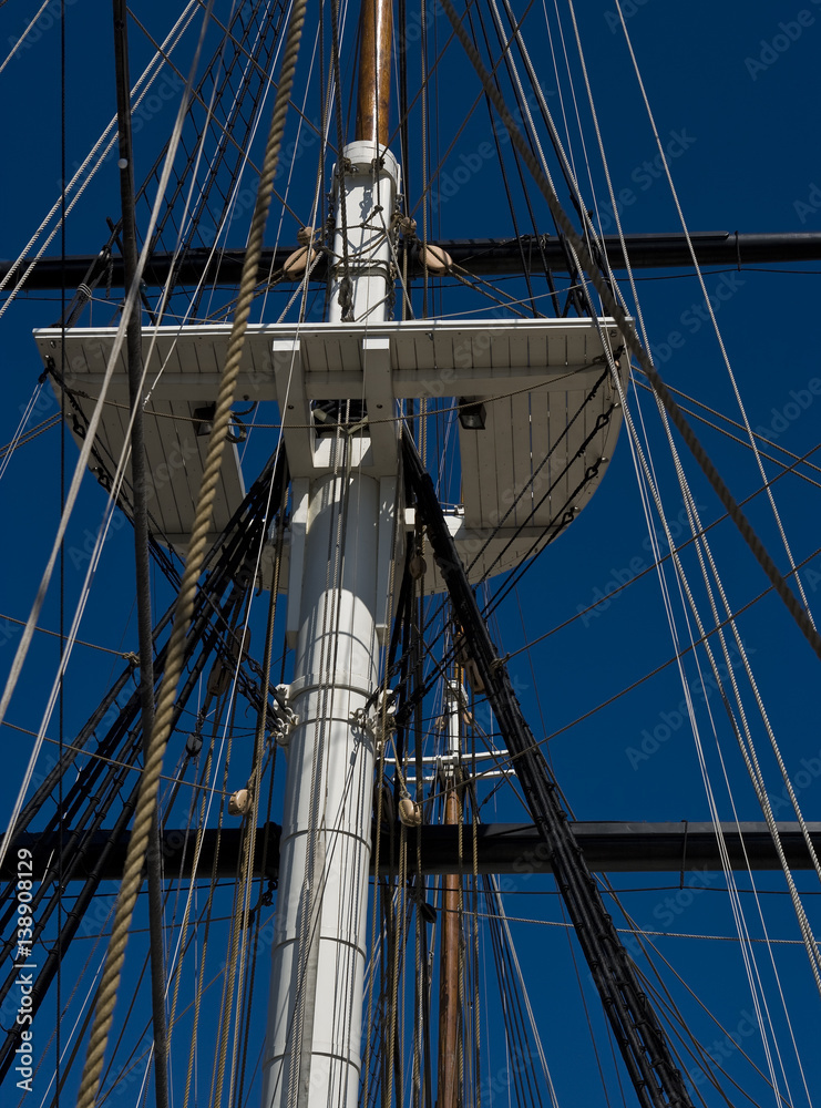 Obraz premium Crow's nest, USS Constellation