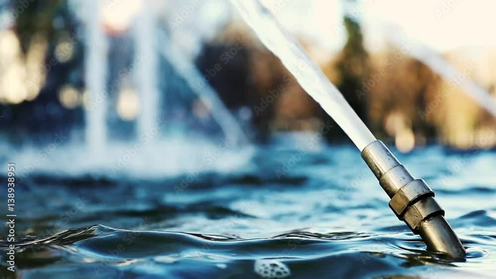 Chorro de agua en una fuente en oviedo