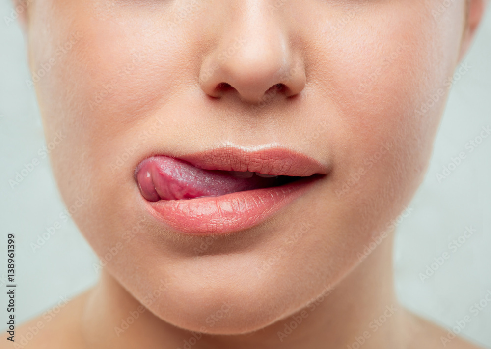 Obraz premium The close up shot of woman lips