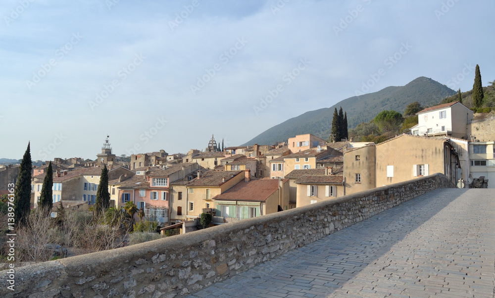 Village de Nyons Village de Nyons